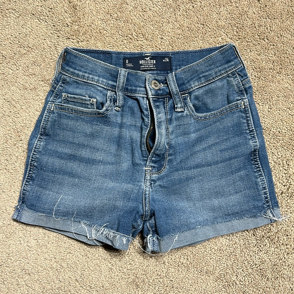Hollister High Rise Denim 3" Short Size 0